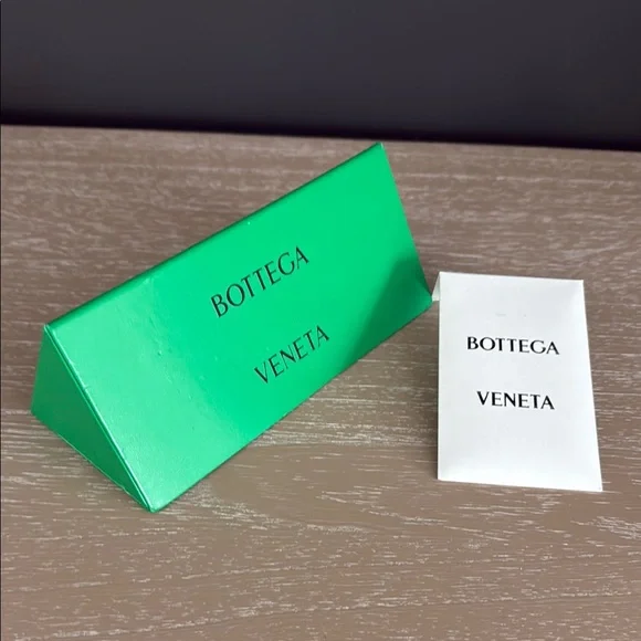 Bottega Veneta | Accessories | Bottega Veneta Triangle Green  display picture 1